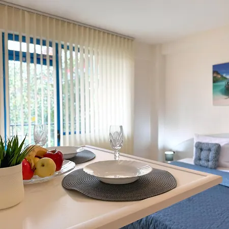 Studio In Club Jasmine For 3 Guests & Free Parking Lejlighed Sunny Beach