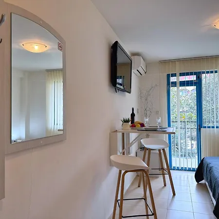 Studio In Club Jasmine For 3 Guests & Free Parking Lejlighed Sunny Beach