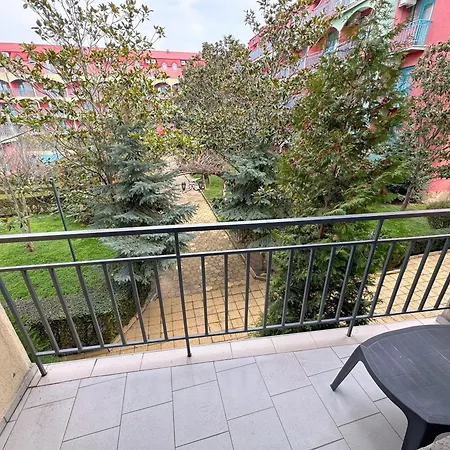 Studio In Club Jasmine For 3 Guests & Free Parking Lejlighed